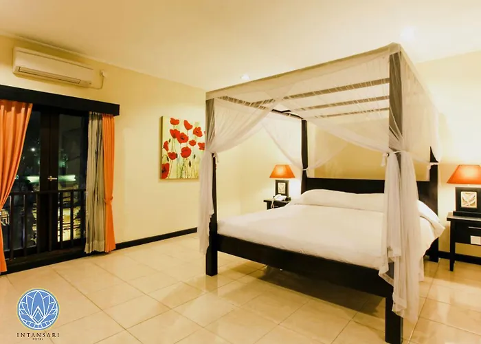 Intansari Hotel 2*