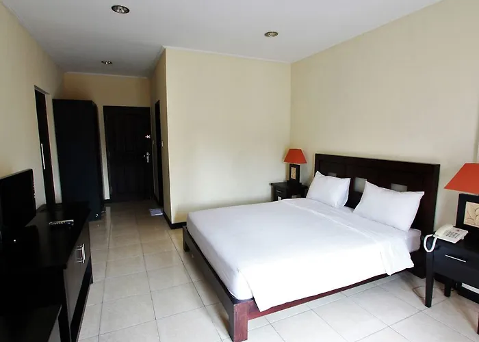 Intansari Hotel
