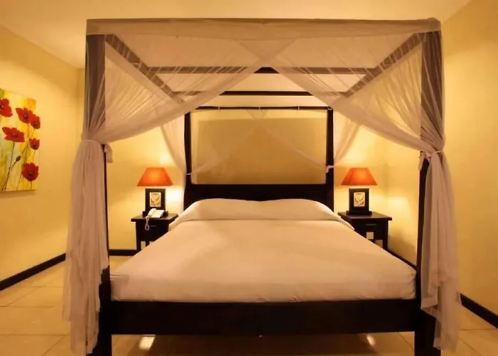 Intansari Hotel